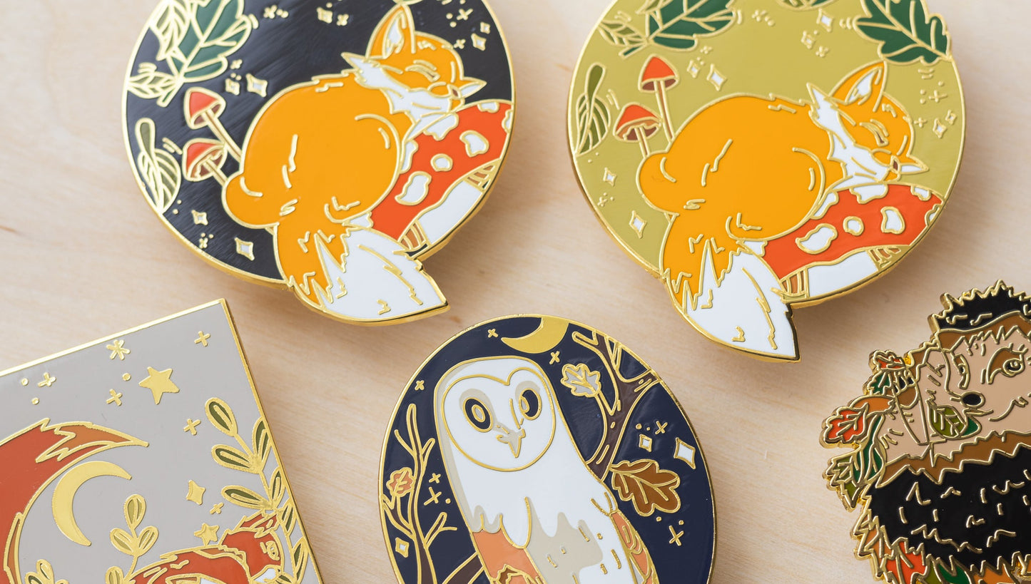 Sleepy Fox Pin - Collectors Edition